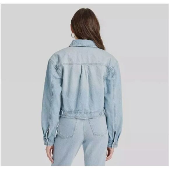 Cropped Denim Jacket NWT- Universal Thread Medium Wash XXL - Picture 3 of 6